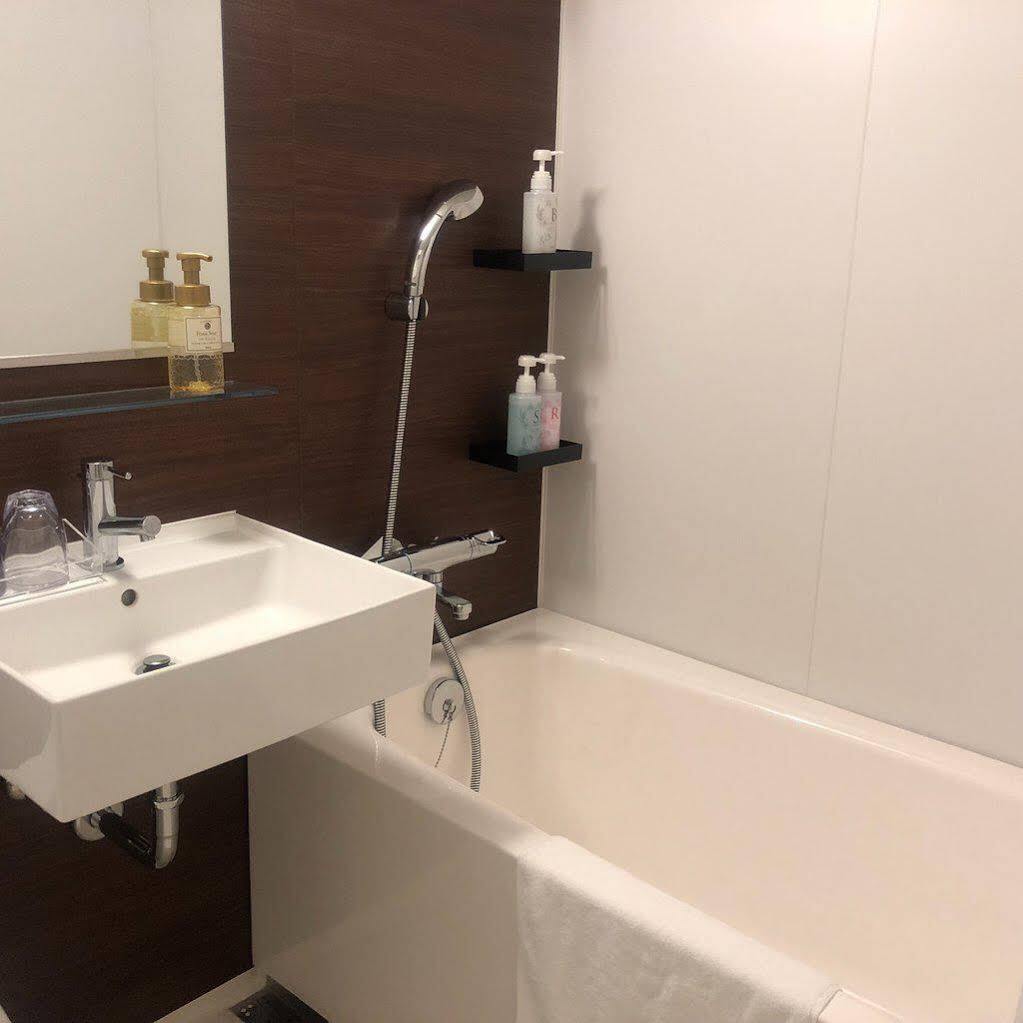 Hotel Smile Premium Higashishinsaibashi Ōsaka